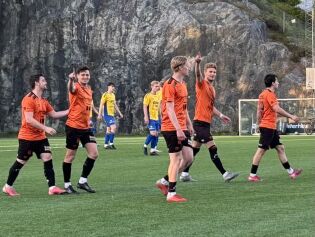 Solid bortekamp, trass sjansesløseri