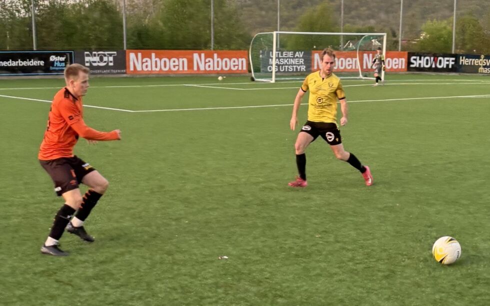Vetle Apneseth herja på venstrekanten mot Riska.
 Foto: Gunnar U. Stangeland